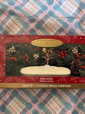 Hallmark Keepsake Peanuts Charlie Brown Christmas Snow Scene - Red